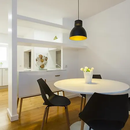 Dream Inn Terrace Apartment Lisbon