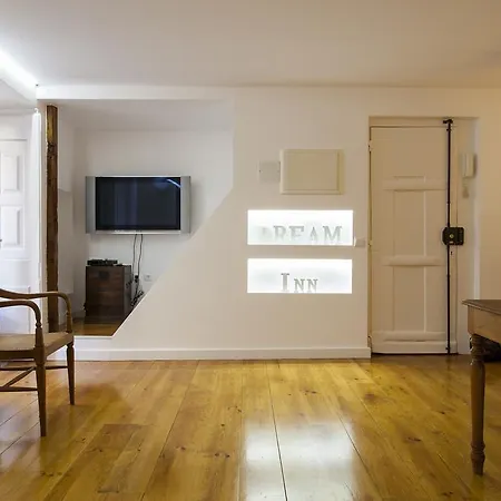 Dream Inn Terrace Apartment